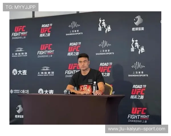 UFC 终极之夜：拳王一拳 KO 对手